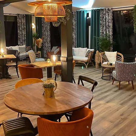 Le Mont Brouilly Hotell