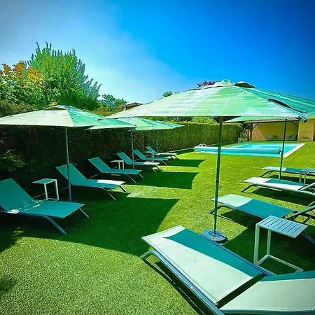 Le Mont Brouilly Hotel