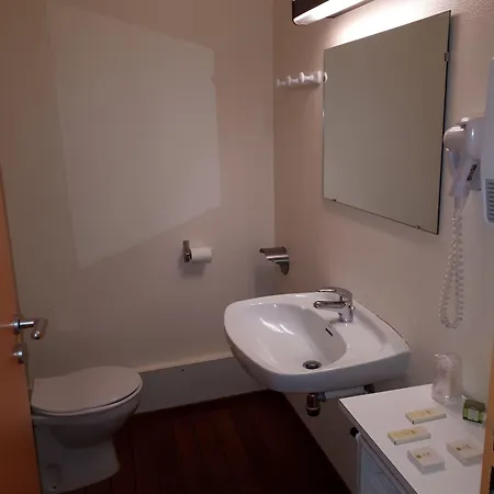 Le Mont Brouilly Otel 2*