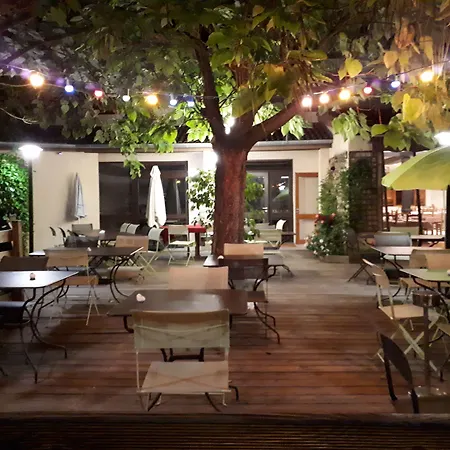 Le Mont Brouilly Hotel